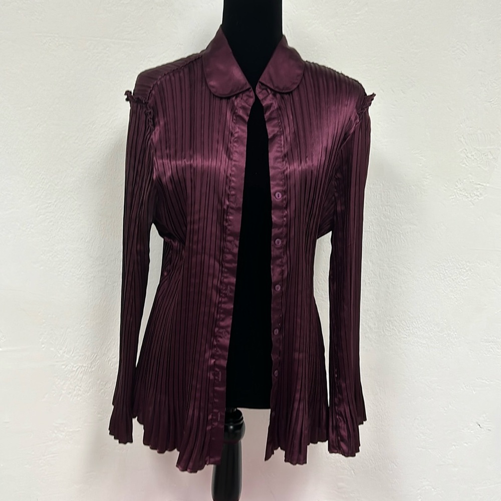Dialogue Pleated purple blouse with shoulder ruffles size 1X